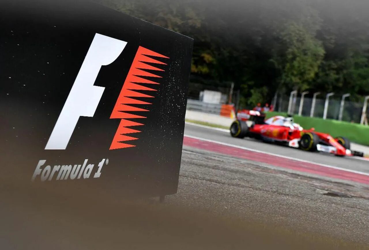 Формула 1 логотип. Формула 1 лого. формула один логотип. логотип формулы 1 фото. formula 1 надпись.