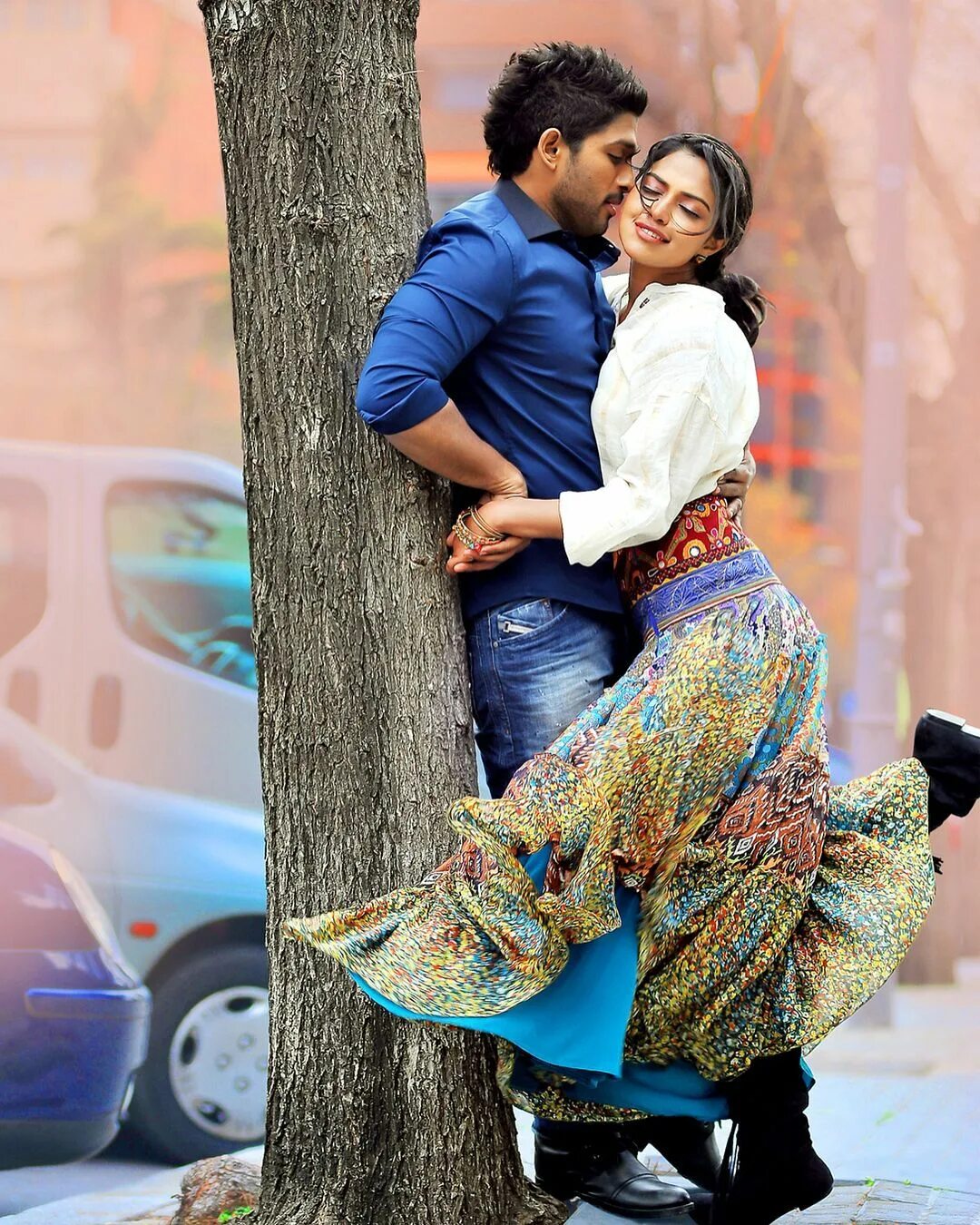 Арджун редди индийский актер. Актер аллу арджун. Аллу арджун русский. Индийские фильмы аллу арджун 2020. Аллу арджун русский.