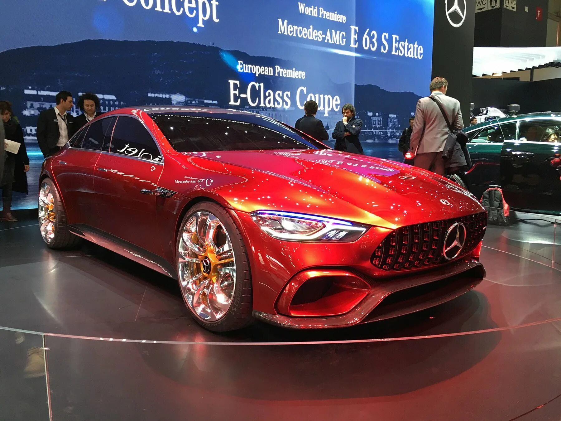 С последней версии самой новой. Mersedes AMG Coupe. Mercedes-AMG gt Concept. Mercedes AMG Coupe Tizer 2025. Mercedes Benz e class Coupe 2022 года.