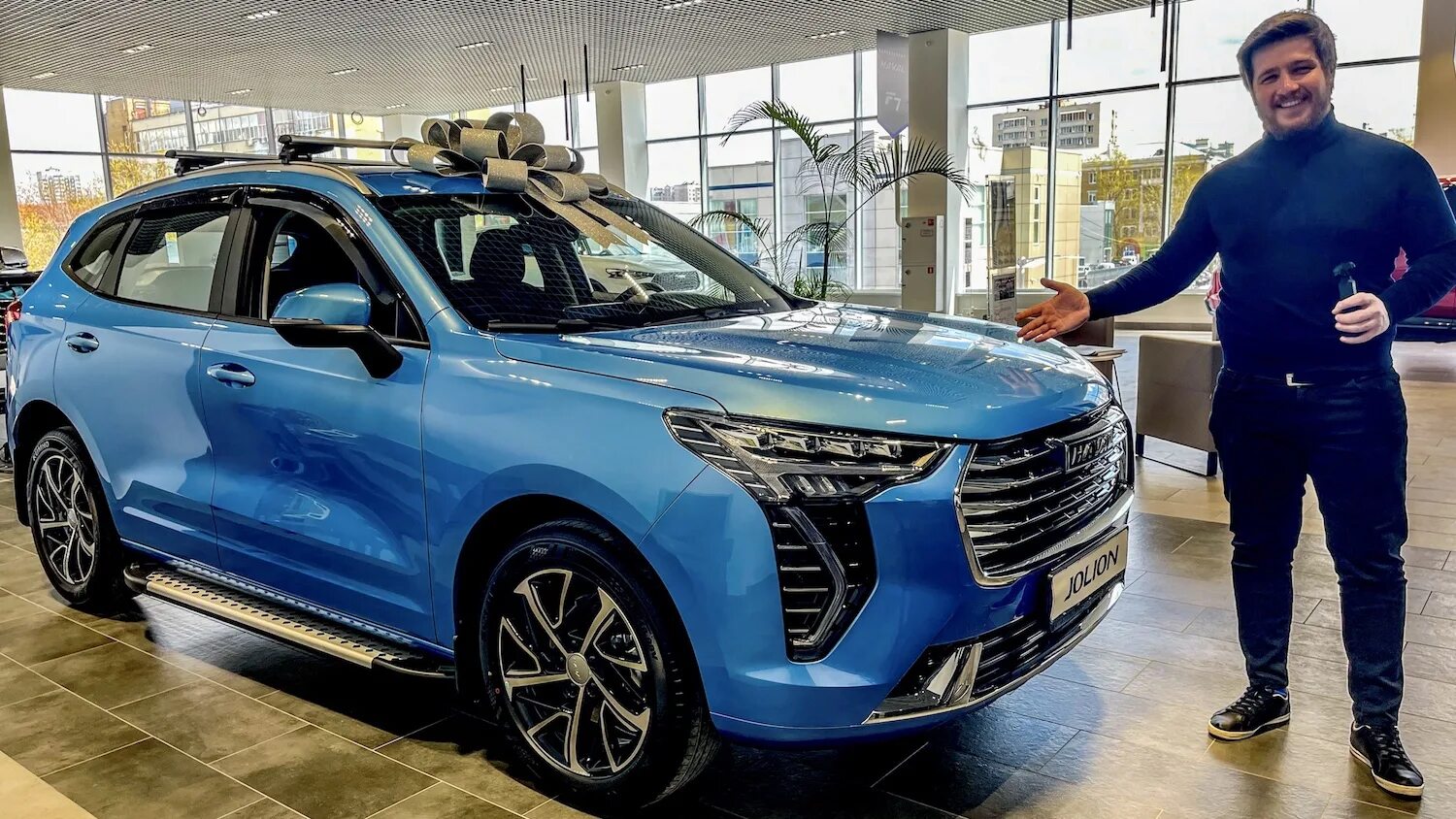Хавал джулиан с красным салоном. Haval jolion 2023 белый. Haval jolion красный. Хавал джулионв ярославле. Haval.