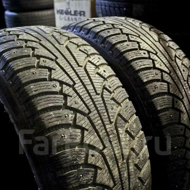 Шины 255 55 20 зимние с шипами. Нокиан hakkapeliitta 5. шины 255/55 r18 нокиан. нокиан хакапелита 255/55r19. nokian hakkapeliitta 5 без шипов лысые.