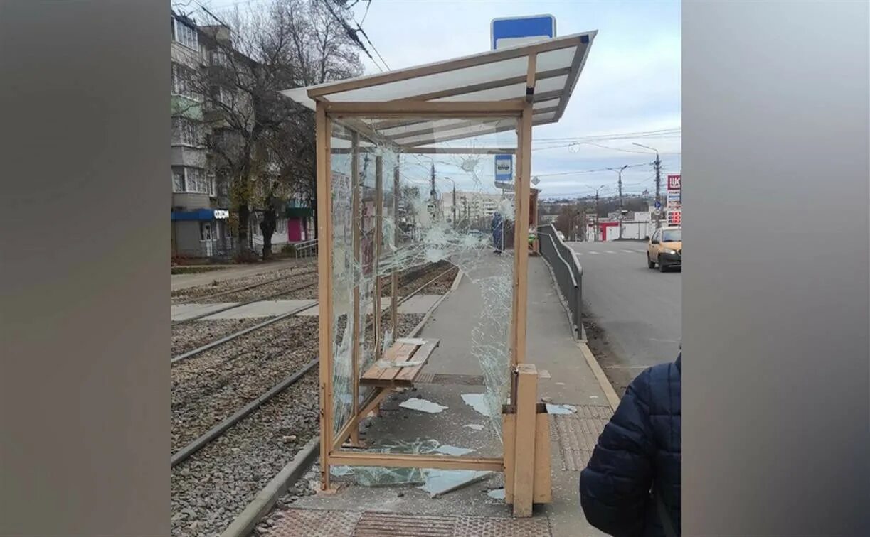 Квартиры ост тула как выглядят Ост.Волкова, передаем привет очередной ТП которая бросила свое корыто на парковк