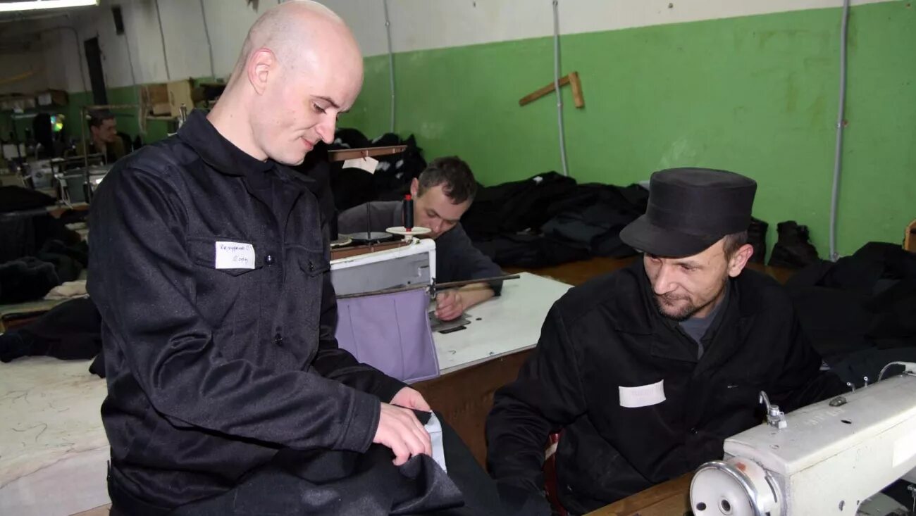 Занятия с осужденными. Тюрьма строгого режима фсин. Работа с осужденными в исправительном учреждении. Работа с осужденными в исправительном учреждении. Работа с осужденными в исправительном учреждении.