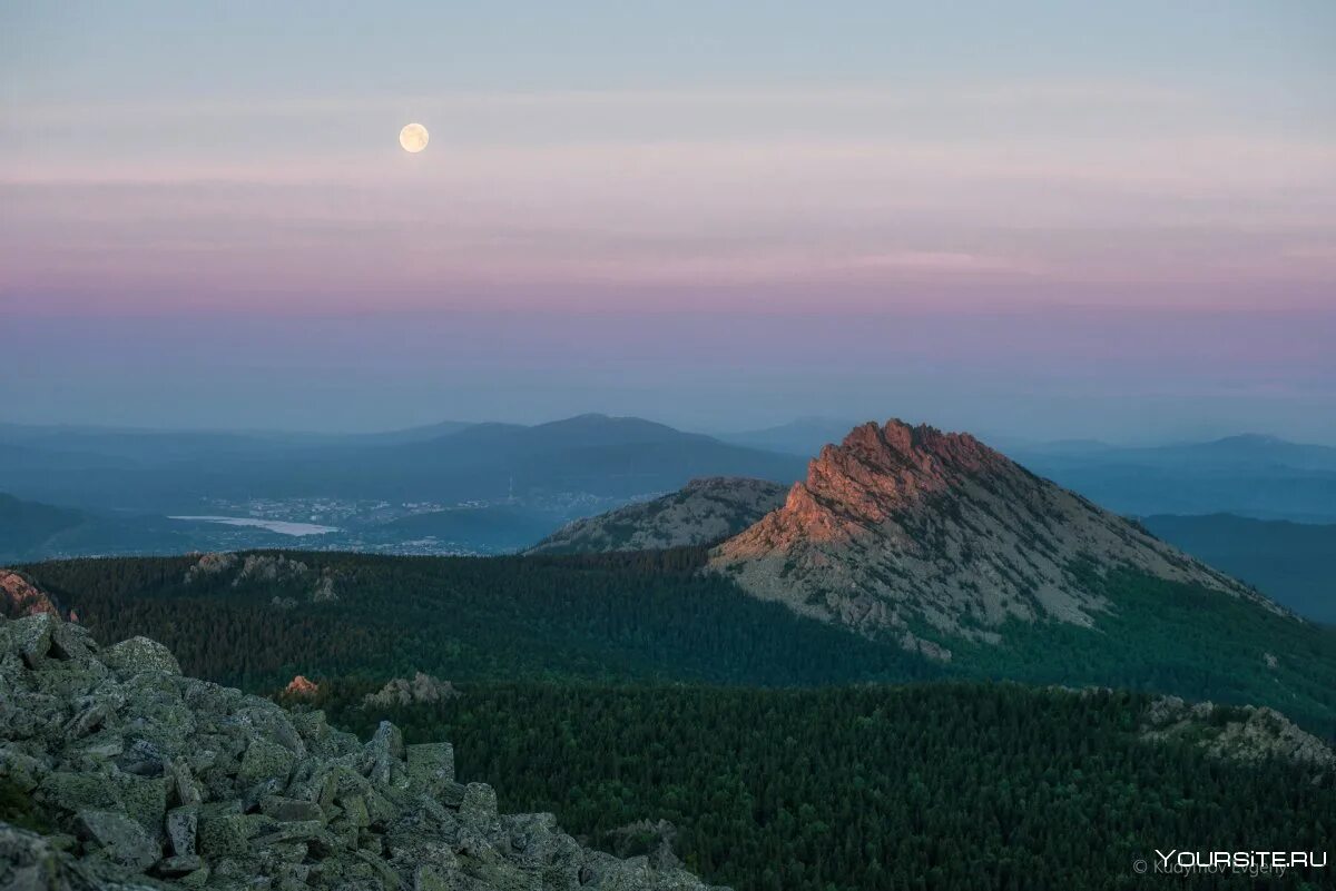 Горы южного урала таганай. Уральские горы – хребет россии. Таганай хребет ицыл. Гора ицыл таганай. Национальный парк таганай, южный урал.