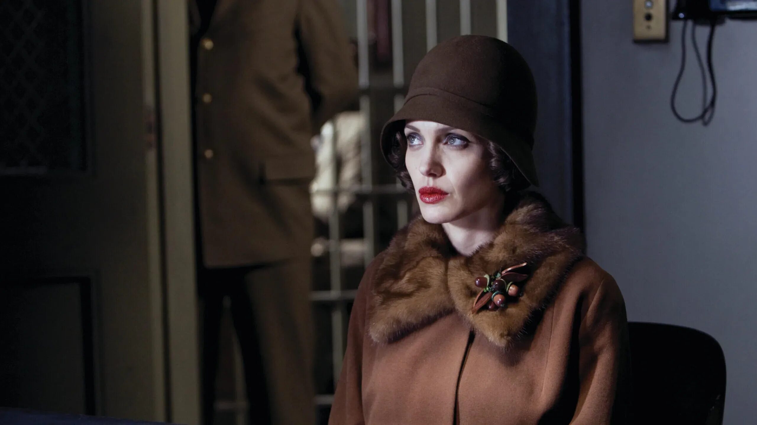 Подмена содержание. Подмена / changeling (2008).
