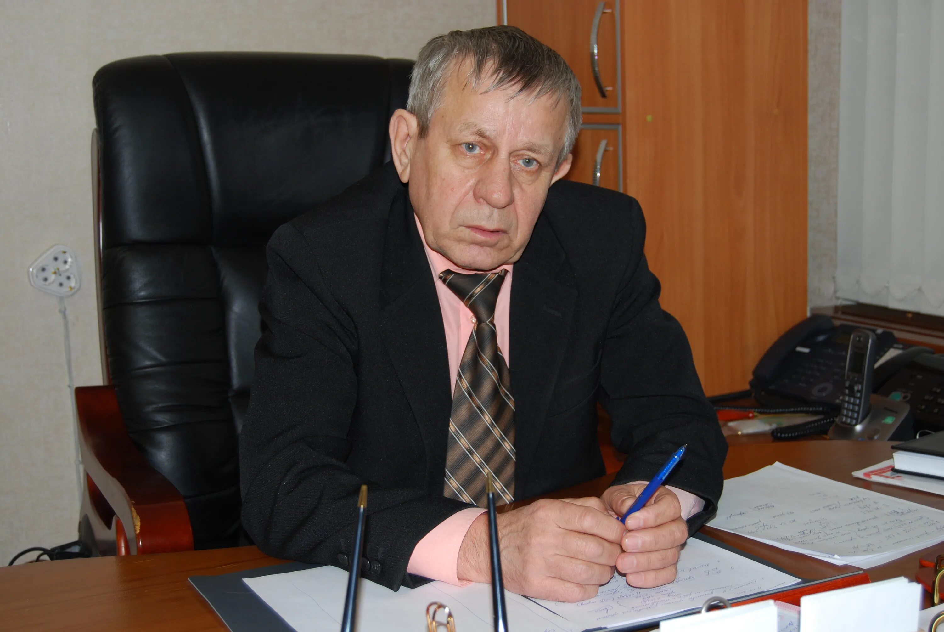 Ахтубинское муниципальное унитарное предприятие жкх «универсал». Муп жкх инженерные сети. Сотрудники жкх. Жкх малый конып. Городское жкх сасово.