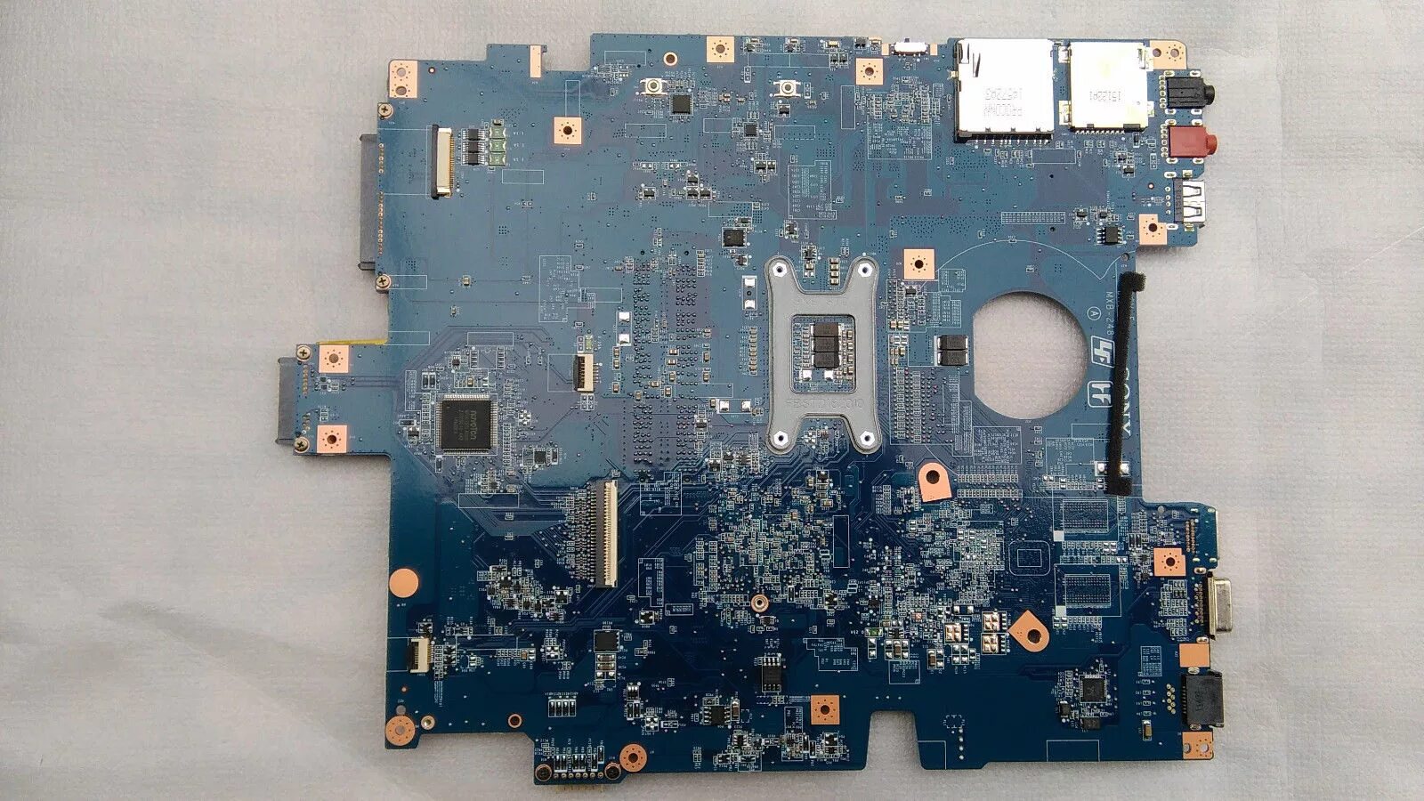 Mb 06. MBX-247 da0hk1mb6e0. Da0l x6mb6f2. MBX-183 Sony. MBX-202 mainboard.