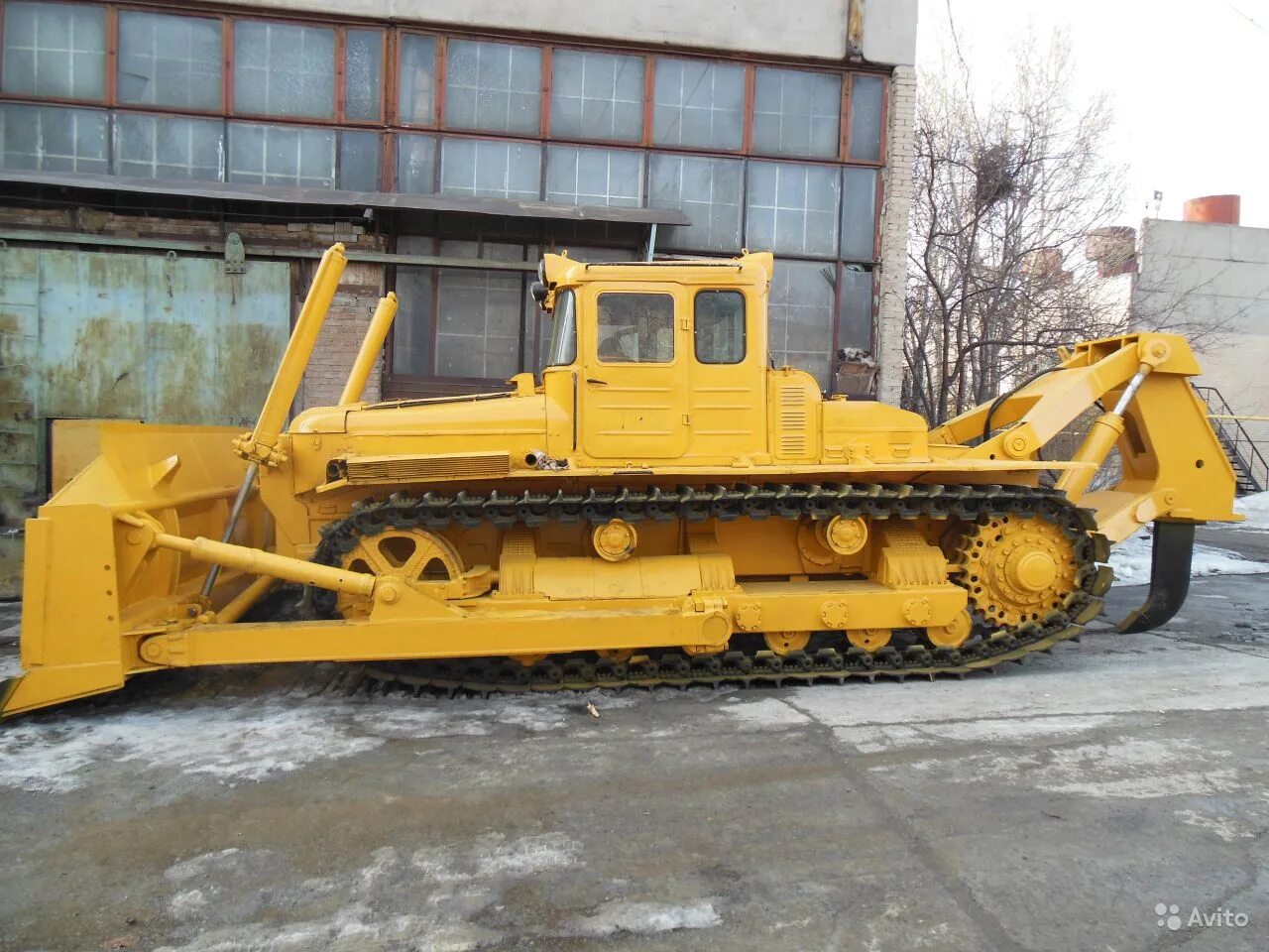 Чтз уралтрак дэт-250,. Дэт-250 гусеничный трактор. Чтз бульдозер дэт-400м. Дэт-250 трактор. Дэт 250 бульдозер.