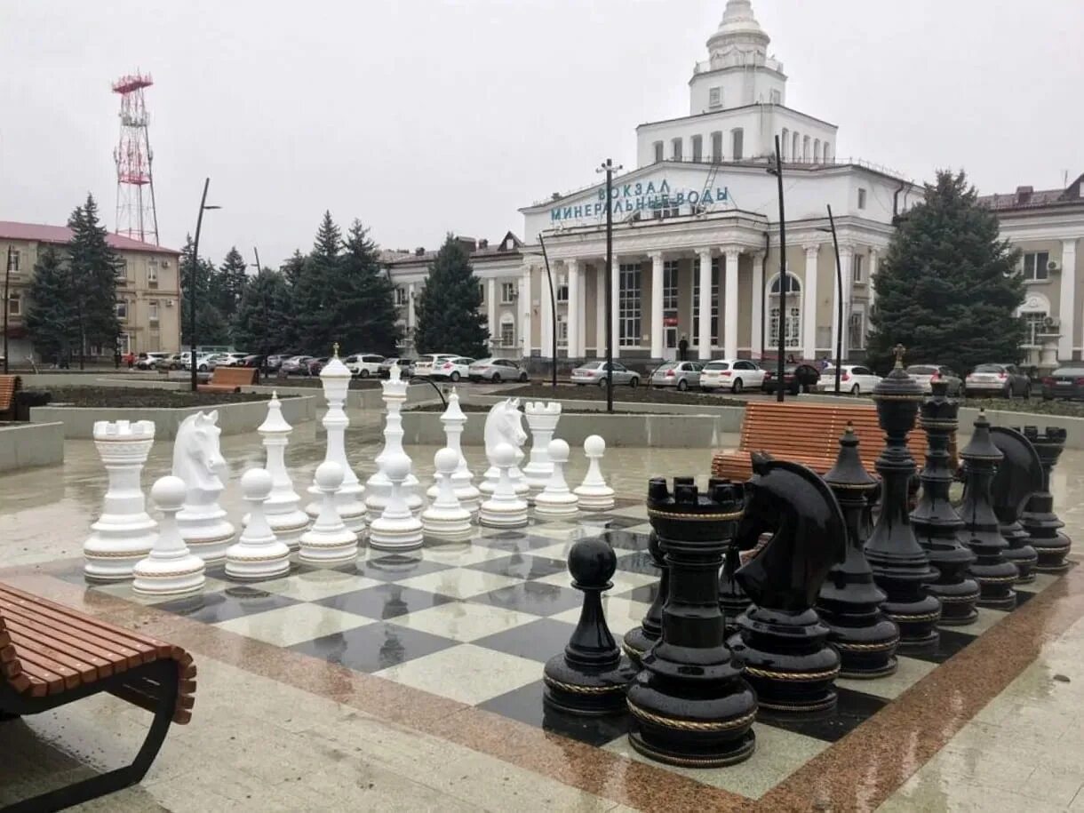 Мин воды казань прямой. Минеральные воды, Минеральные воды, Привокзальная площадь. Привокзальная площадь Минеральные воды. Минеральные воды 2022 вокзал. Минеральные воды Привокзальная площадь 2.