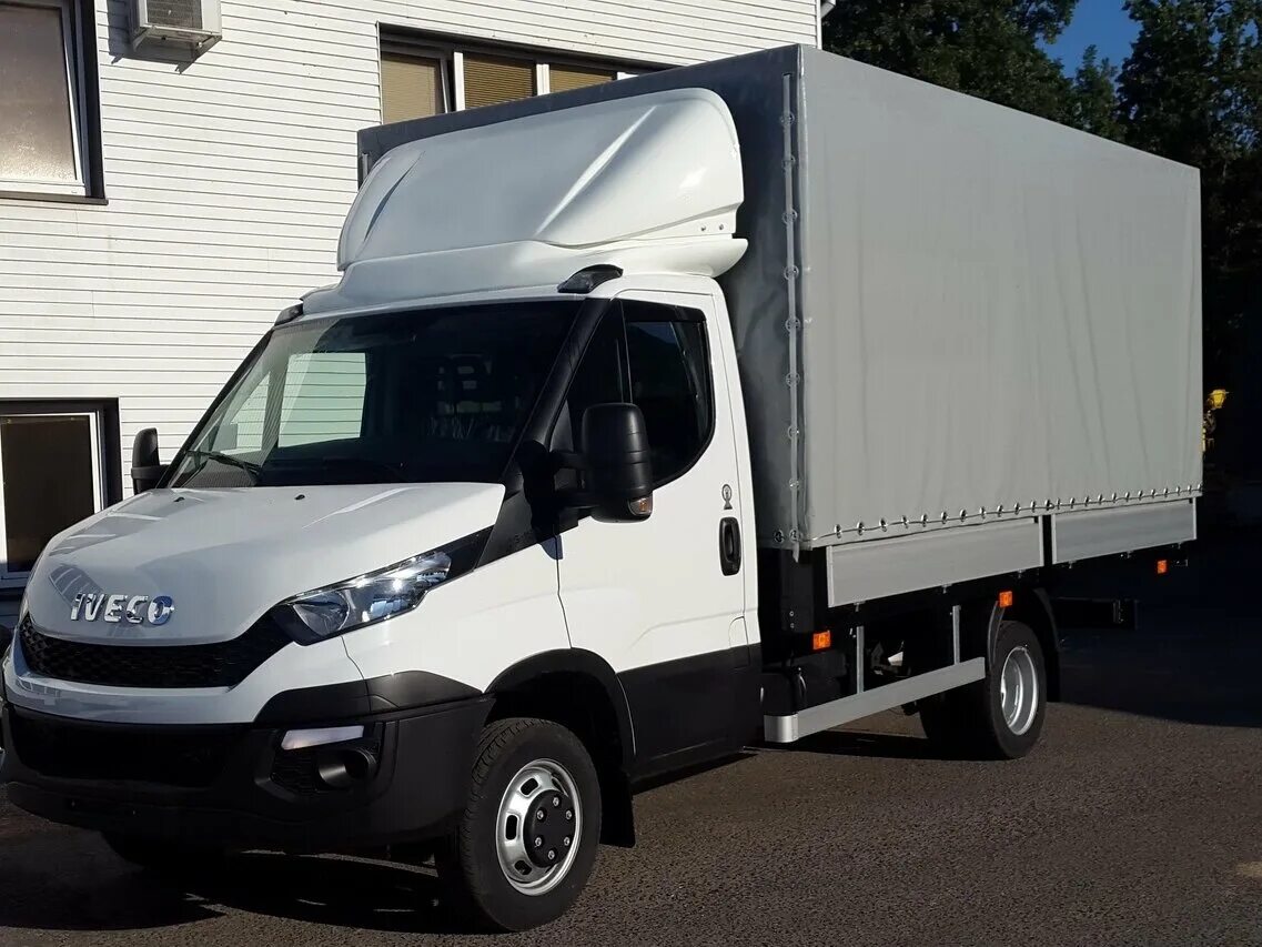 Ивеко дейли 2018. Ивеко Дейли 50с15 тент. Ивеко Дейли 70с15 тент. Iveco Daily 50c15d бортовой. Ивеко Дейли 2020 бортовой.