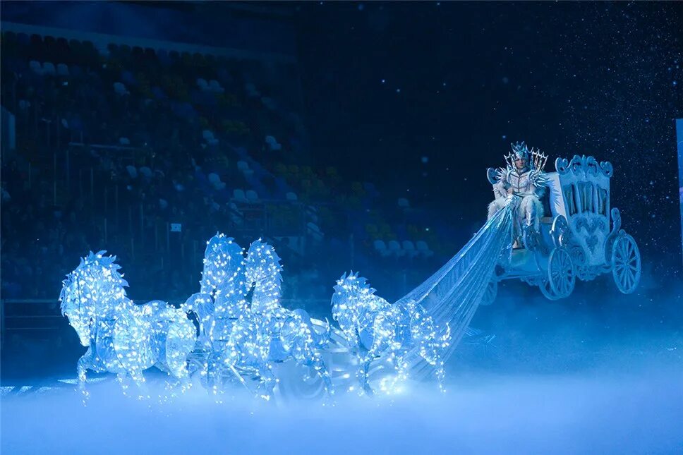 королева герда кай. снежная королева на льду. снежная королева ильи авербуха. гала шоу ильи авербуха ледниковый период. снежная королева на льду.