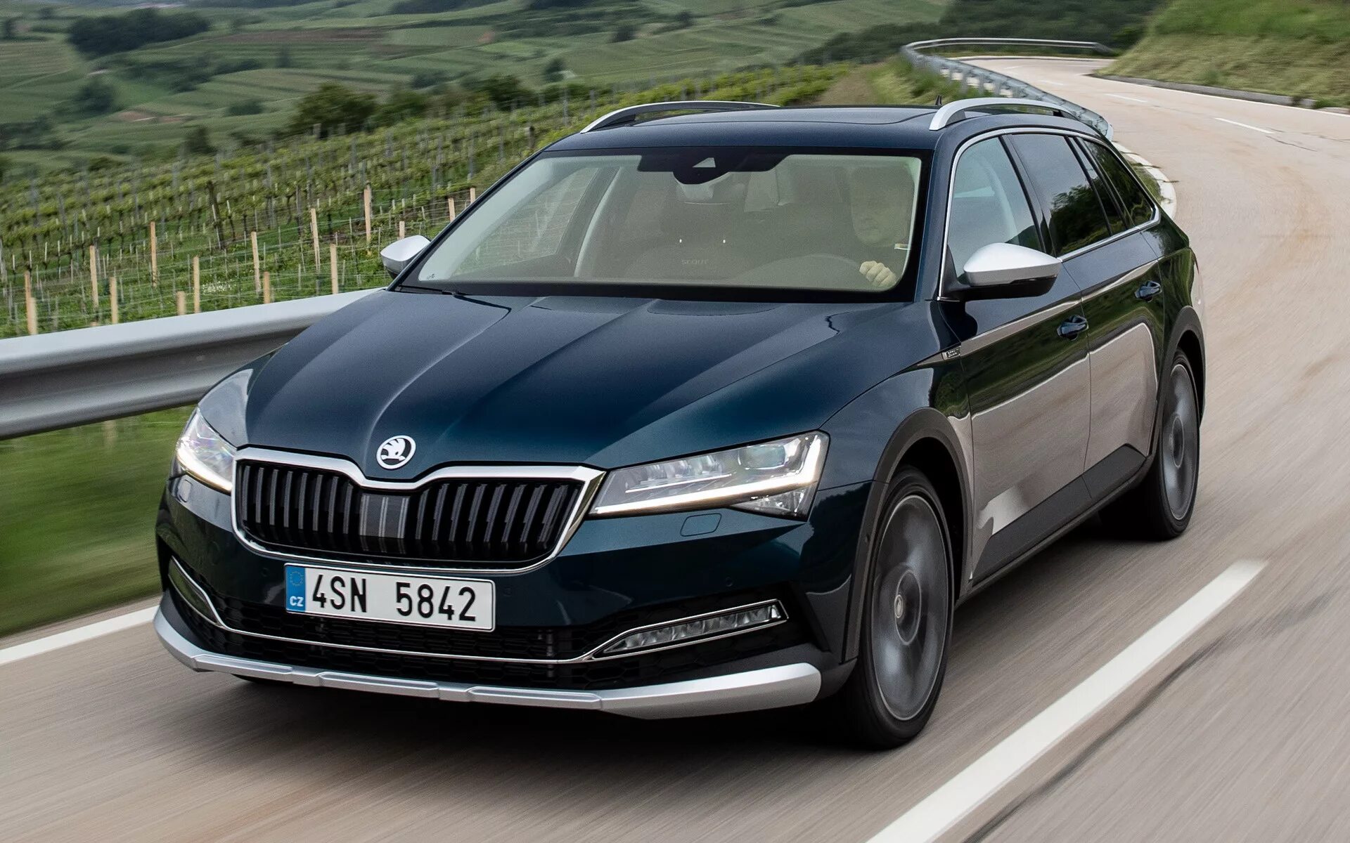 Шкода октавия 2023. Шкода октавия суперб. Шкода суперб комби 2021. Шкода 2019. Skoda superb 2019.