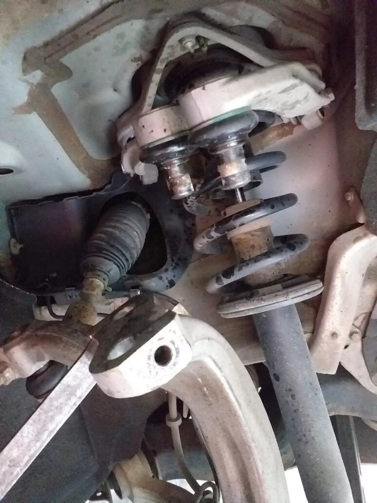 замена рычагов а6 с5. передние рычаги ауди а4 в8. замена рычагов а6 с5. алюминиевый рычаг ауди. пыльник нижнего рычага ауди а6 с6.