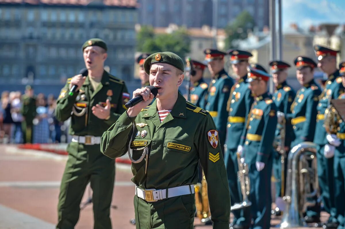 Шеврон Михайловской артиллерийской Академии. Высшее военное командное училище Санкт-Петербург. МВВКУ Московское высшее командное училище. ВДВ Михайловская Академия. Стать курсантом военного училища