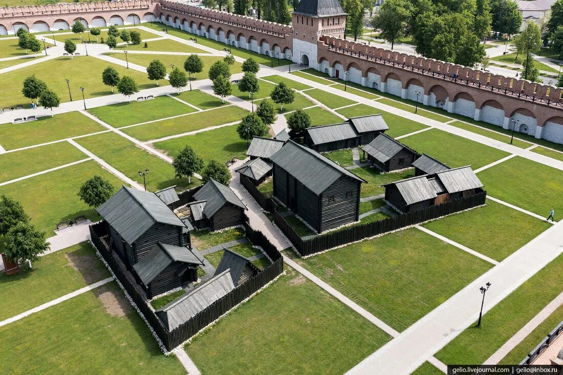 Тула город предприятия. Осадные дворы в тульском кремле. тула кремль осадные дворы. тульский кремль тула. дворы в тульском кремле.