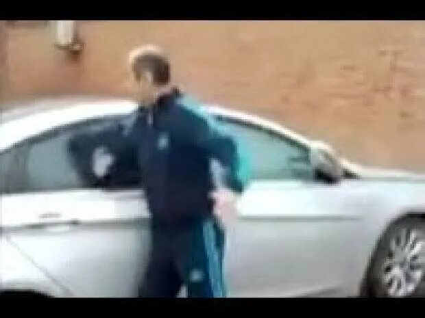 Измена в авто. Взрослые женщины в машине. Девушки сосущие в авто. Изменяет авто. Отомстила парню за измену.