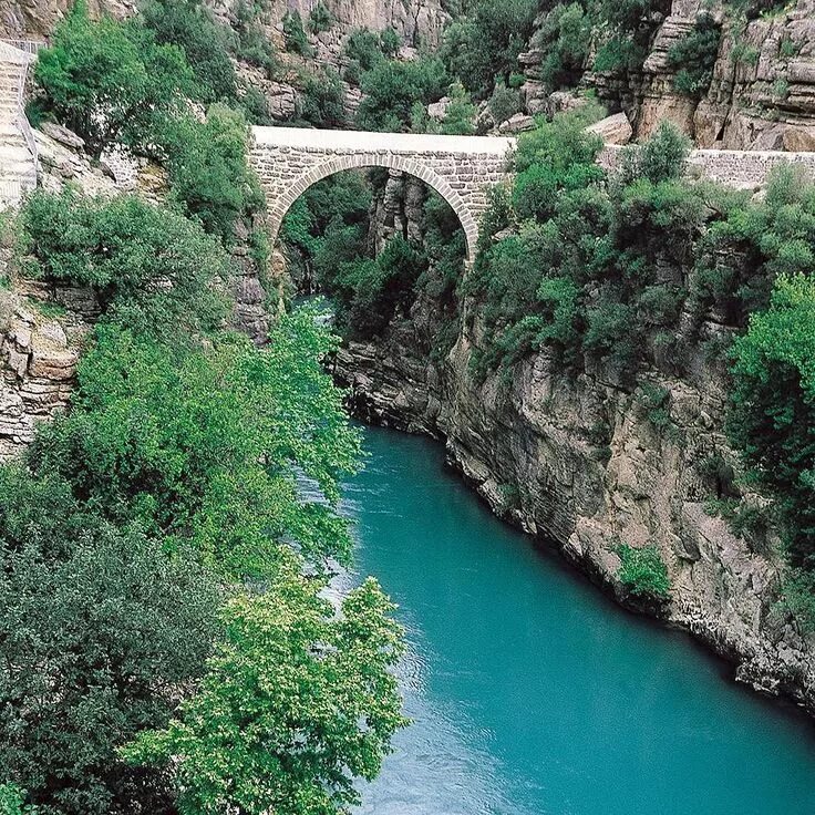 Manavgat antalya. Национальный парк каньон Кёпрюлю. Каньон Кепрюлю Турция. Кёпрюлю каньон Анталья. Кёпрюлю каньон, Анталья - Köprülü Kanyon, Antalya.