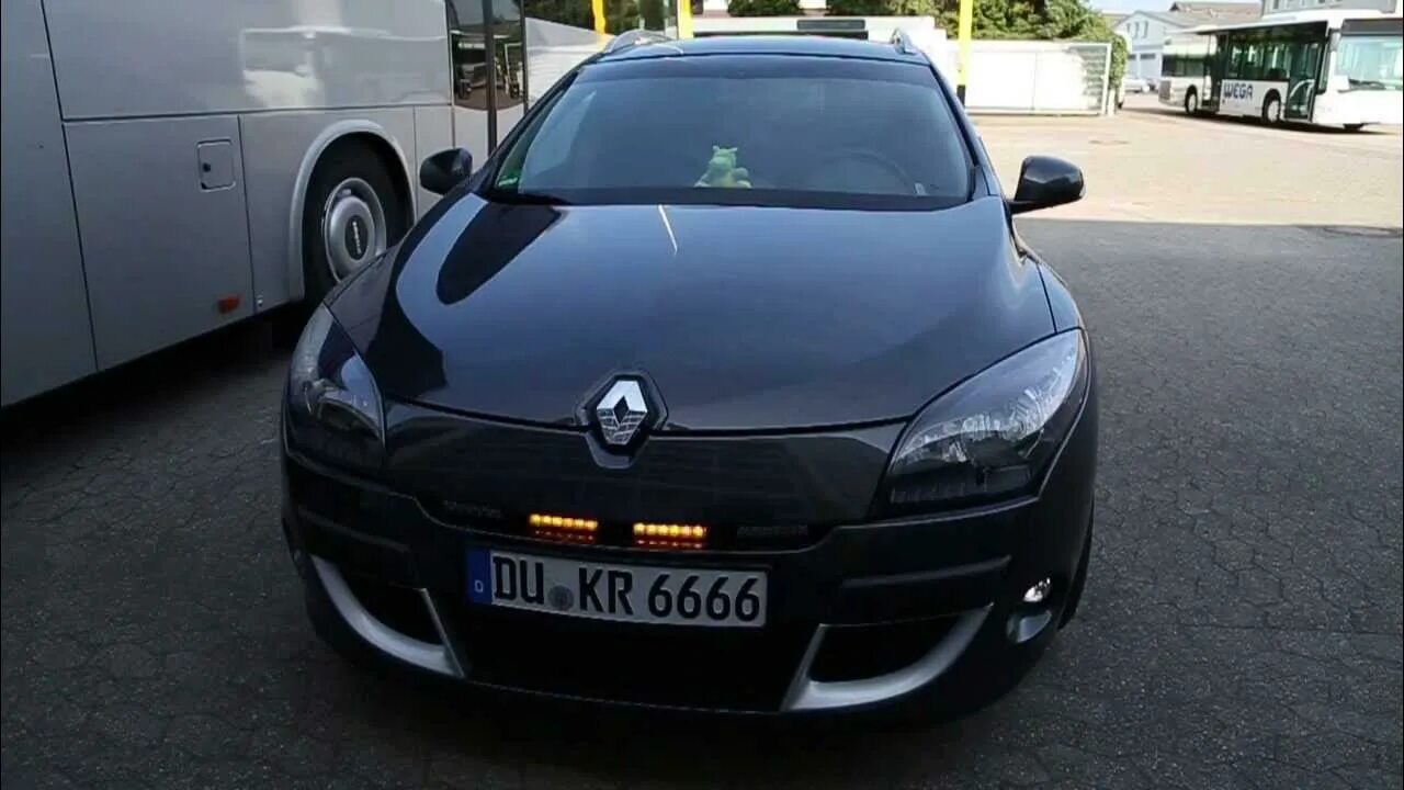 Рено меган 3 фара тюнинг Начинаем делать красоту своими руками Renault Megane Coupe (3G), 1,6 л, 2012 г