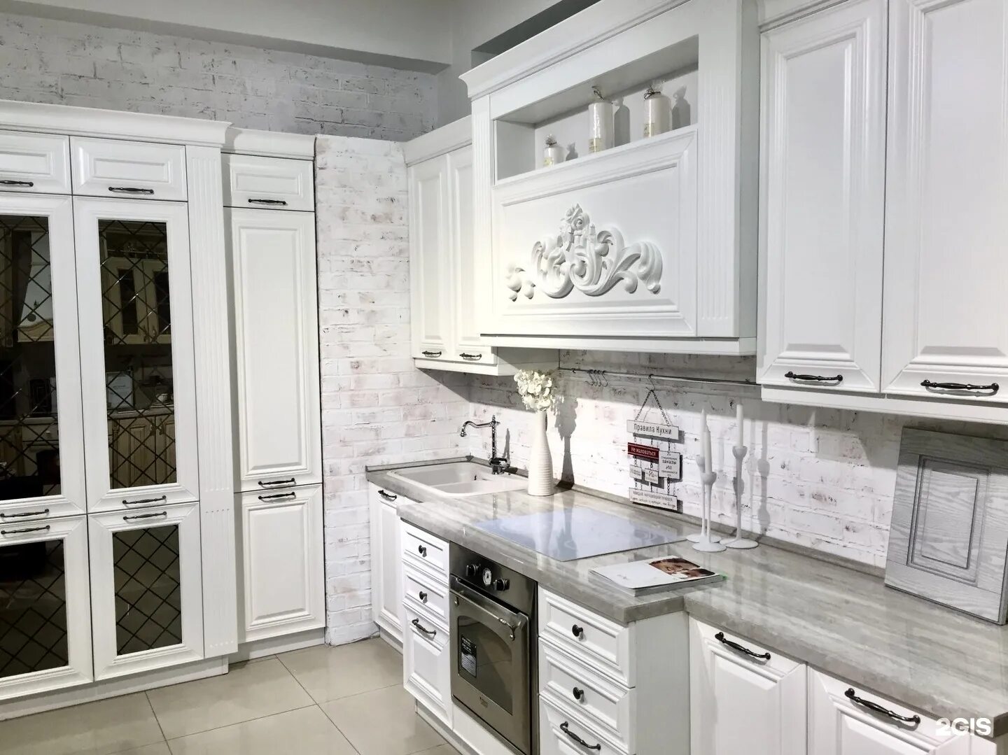 магазин анна южно-сахалинск. кухни дриада таганрог. кухни южно-сахалинск. мирта кухни. мойка в углу кухни.