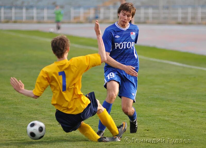саратовская гэс. энергия волжский. волжская гэс. футбольное поле волгоград олимпия зал. электроэнергия волжский.