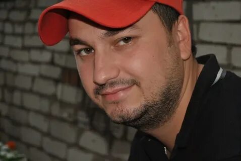 Д суров