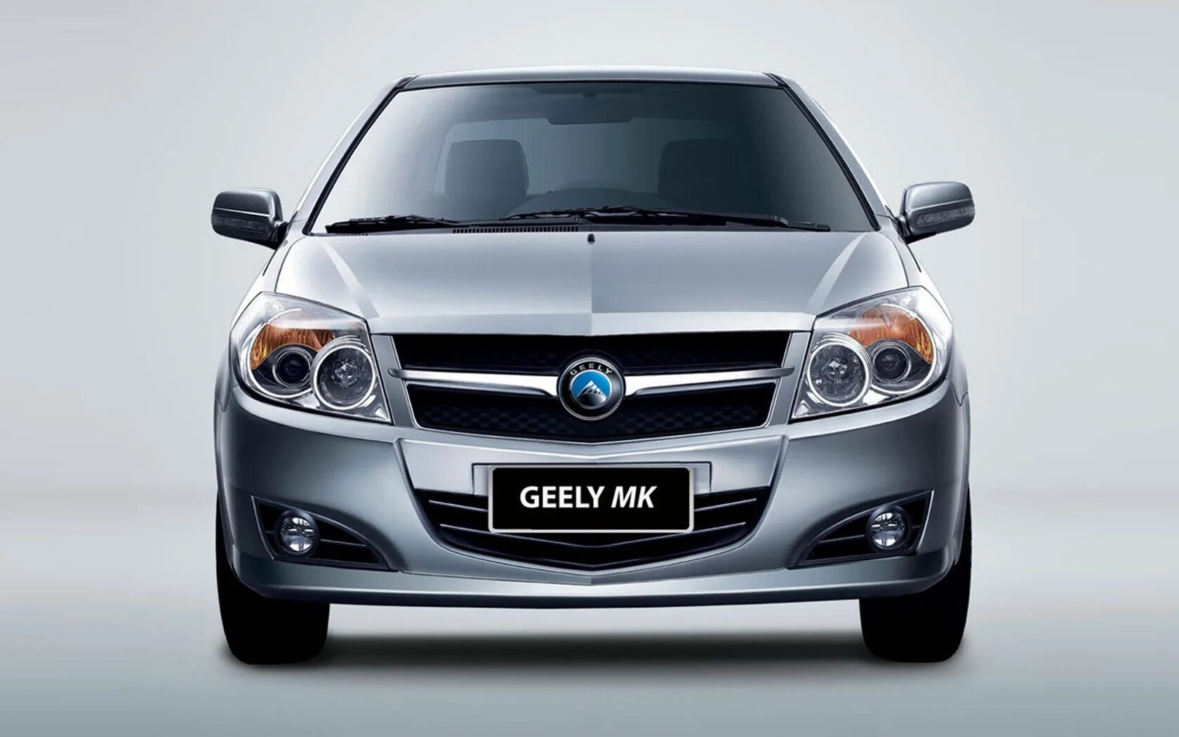 Автомобиль джили. Geely 1.6. Флаг Джили. Ремонт Geely. Многоразка Джели.