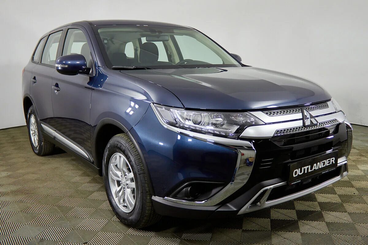 Mitsubishi Outlander 3 Рестайлинг. Outlander 3 2021. Митсубиси Аутлендер 3 Рестайлинг 3. Синий Аутлендер 2021. Аутлендер 3 рестайлинг купить