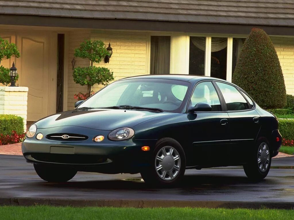 Купить форд таурус. Форд Таурус 1996. Форд Таурус седан 1995. Ford Taurus 3. Форд Таурус 3 1996.