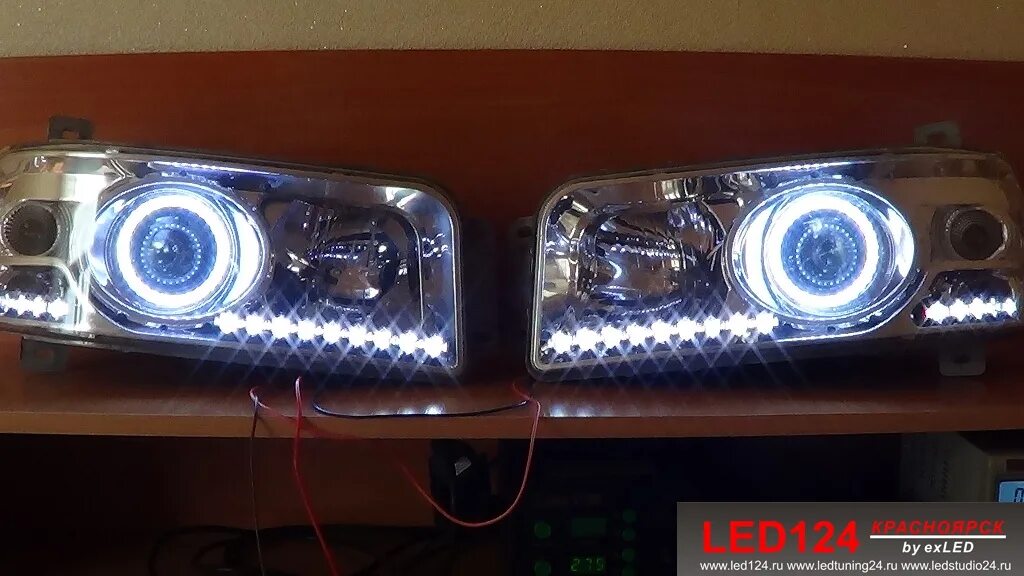 Фары МАЗ 5440 С линзой. Фары МАЗ 5440 led. Фары на Даф 105 с линзой. Фары Даф 105 на МАЗ.