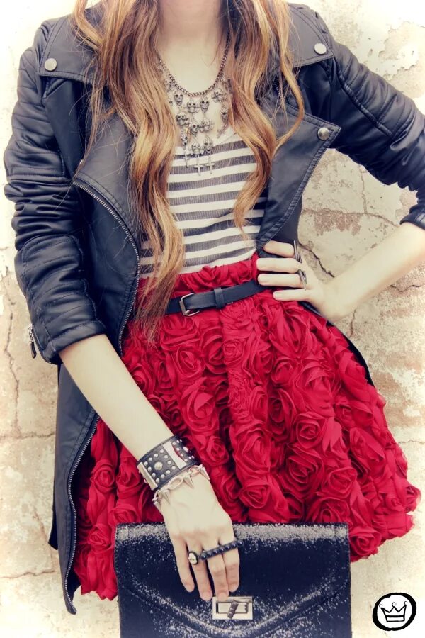 стильная одежда для девушек. женская повседневная одежда. стильная девушка. модная одежда для девушек. женщина одежды круто.