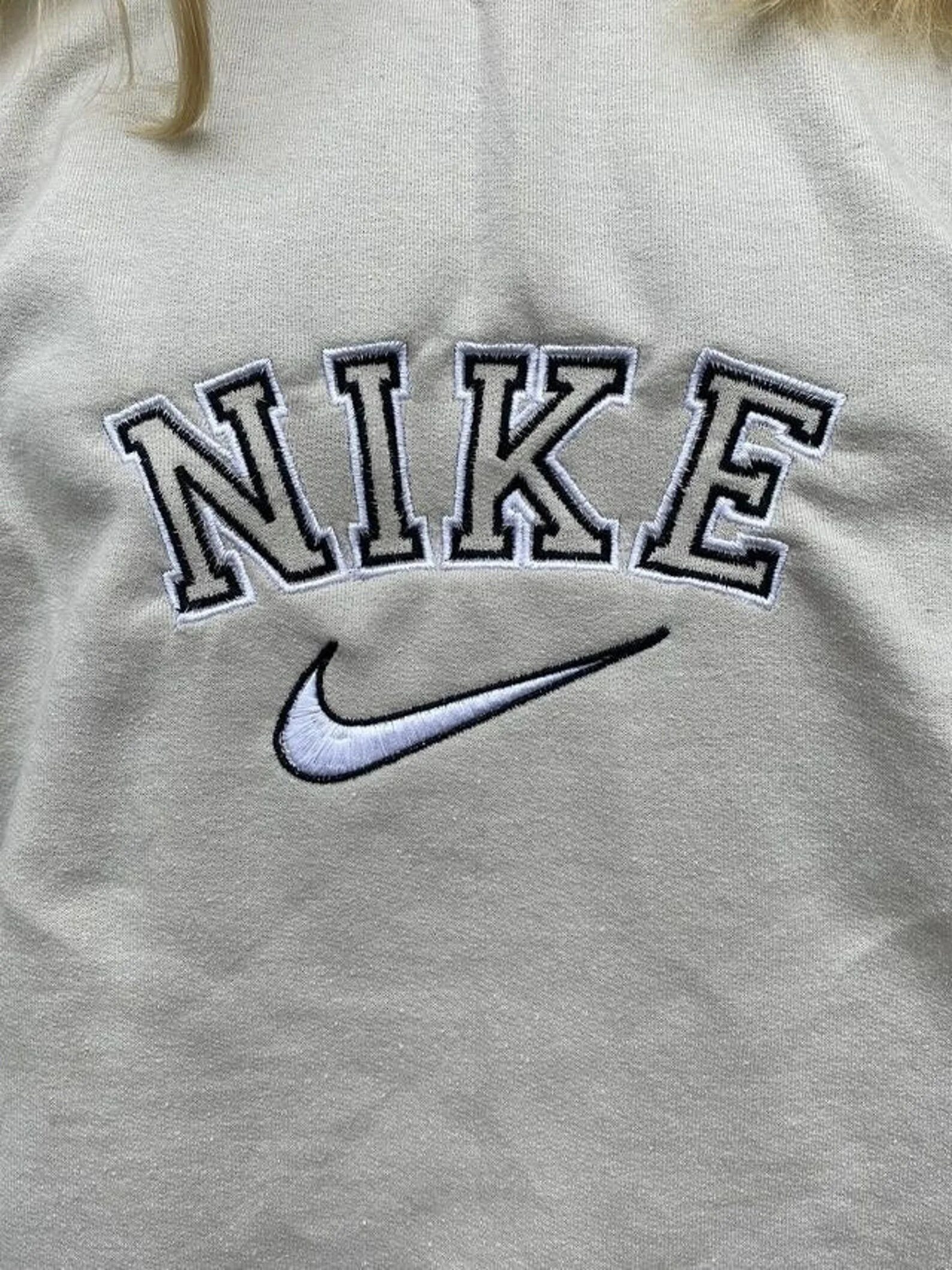 Вышивки найк. Адидас вышивка. Nike свуш. Sx4508-101 nike. Вышивки найк.