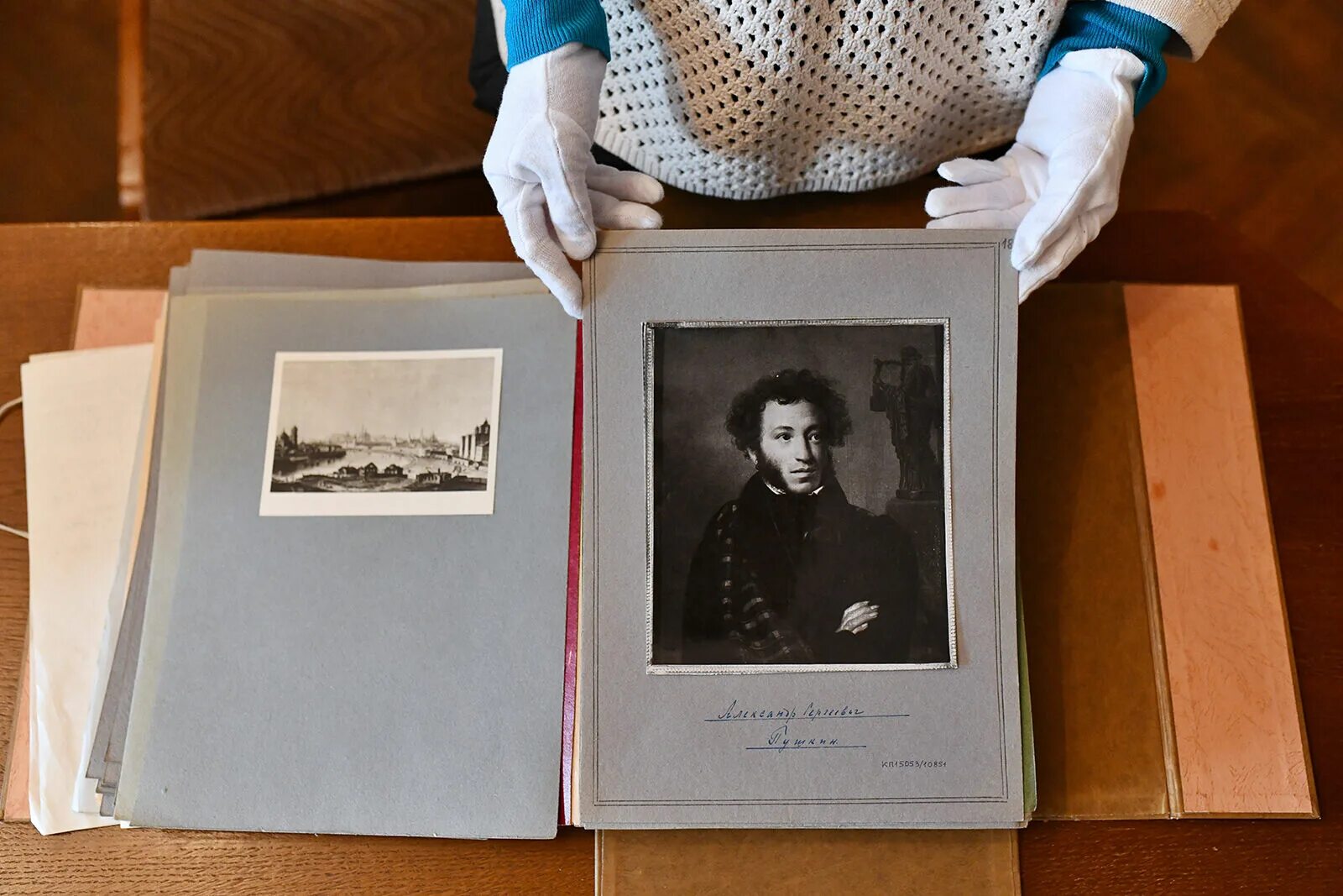 6 июня родился пушкин. Музей пушкина 6 июня. Выставка по пушкину в музее. Праздник пушкина в болдино. Пречистенка, 12/2с1 фото и видео.