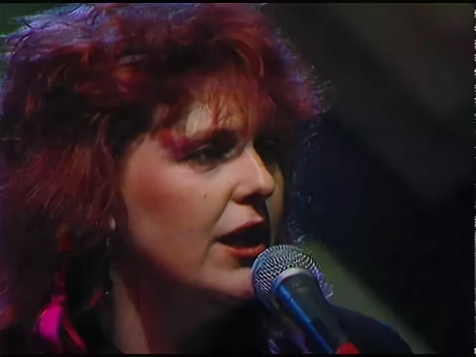 Mike oldfield 1984. Мэгги рейли 1984. Maggie reilly в молодости. Maggie reilly & mike oldfield - to france. To france майк олдфилд биогрг.