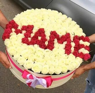Какие цветы подарить маме