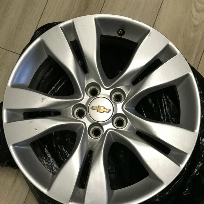 литые диски на шевроле круз r16. диски шевроле круз р16. шевроле круз на дисках r16. Chevrolet cruze r17 5x105. Chevrolet cruze диски 16 оригинал литые.