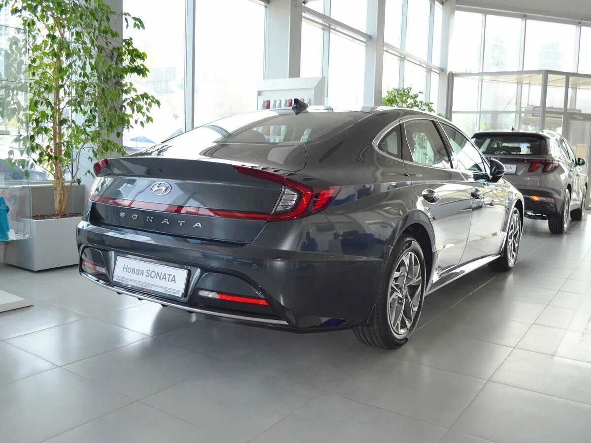 Hyundai sonata 2020 красная. Sonata dn8. хендай соната 8 2020. Hyundai sonata dn 8. Hyundai sonata dn8 r19.