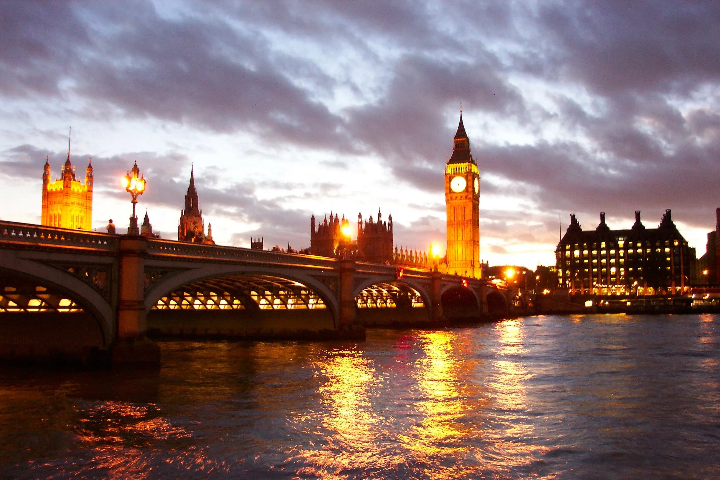 London travel. Travelling london. travel to london. england travel. travelling to london.