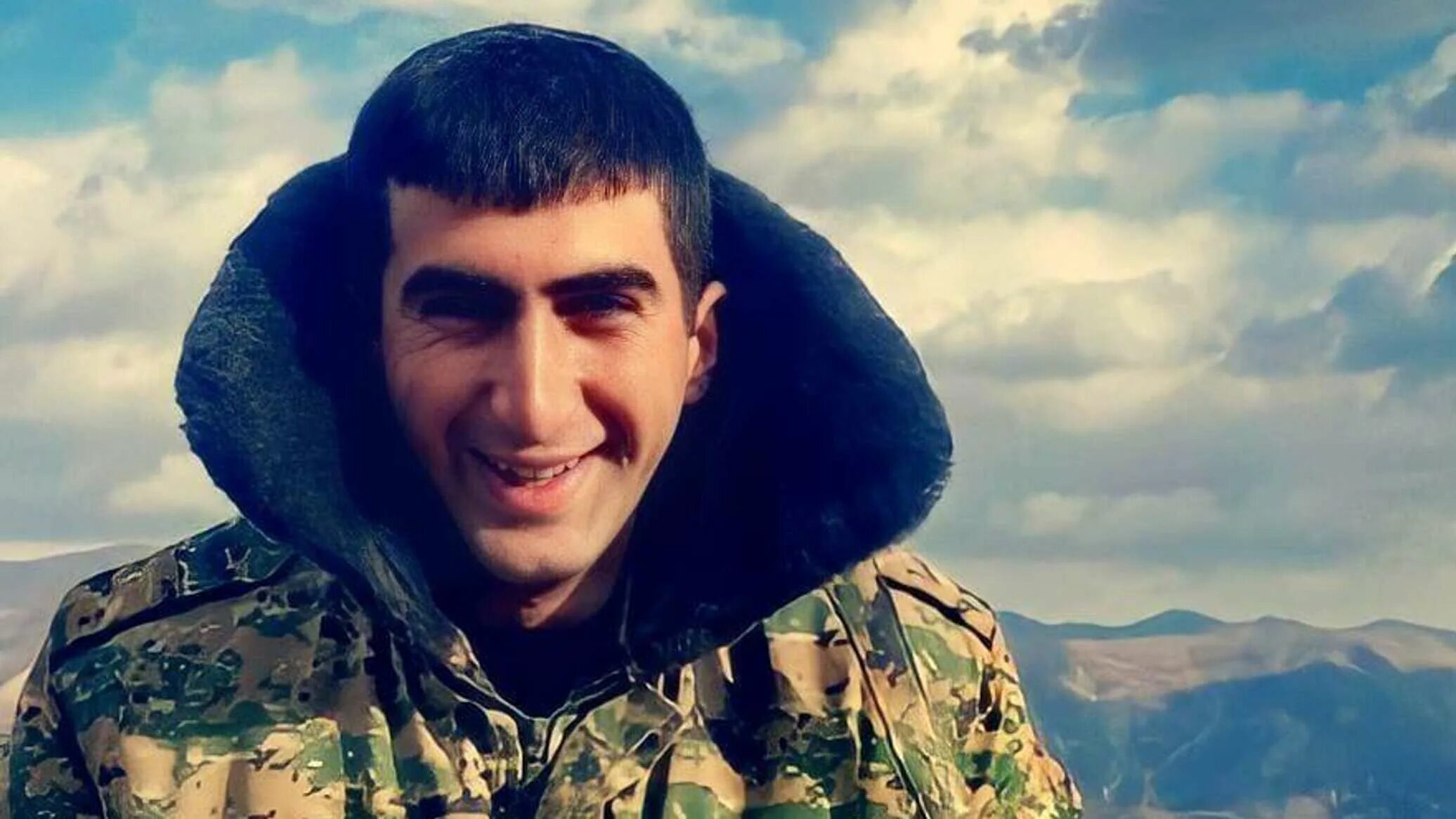 Погосян: Во время глобального разлома Армении, возможно, придется выбрать одну и