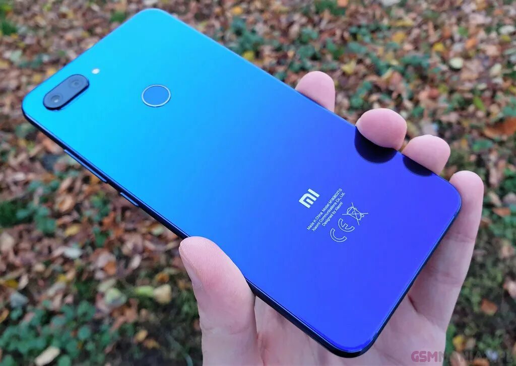 Телефон 8. Xiaomi mi 11 Blue. Mi 11i динамик. Mi 11 (8/256gb Horizon Blue). Ми 8 синий.