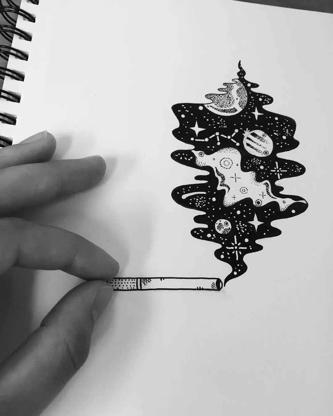 Что можно нарисовать черным. Чёрная ручка для рисования. Скетчи черной ручкой. Красивые картинки черной ручкой. Зарисовки черной ручкой.
