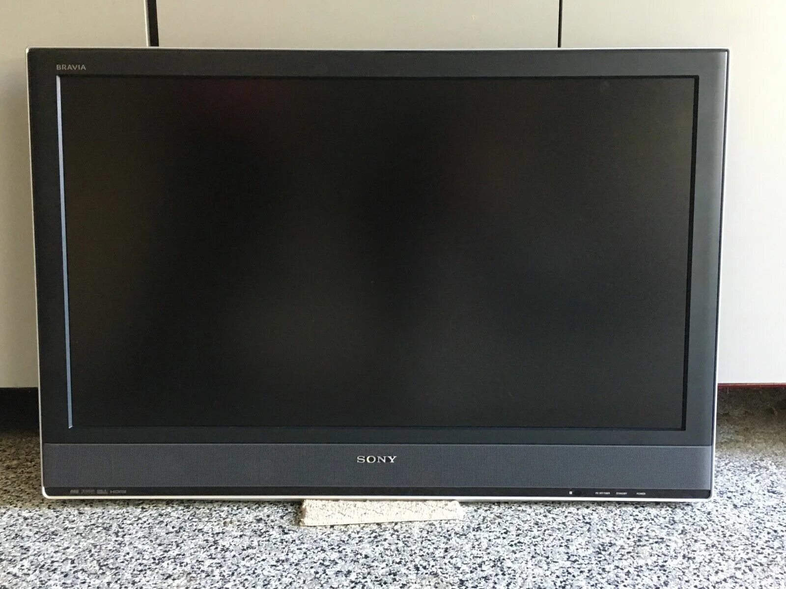 Телевизор sony бравиа. Sony Bravia 40. Sony KDL-40v2500. Sony Bravia телевизор. Sony Bravia 40bx440.