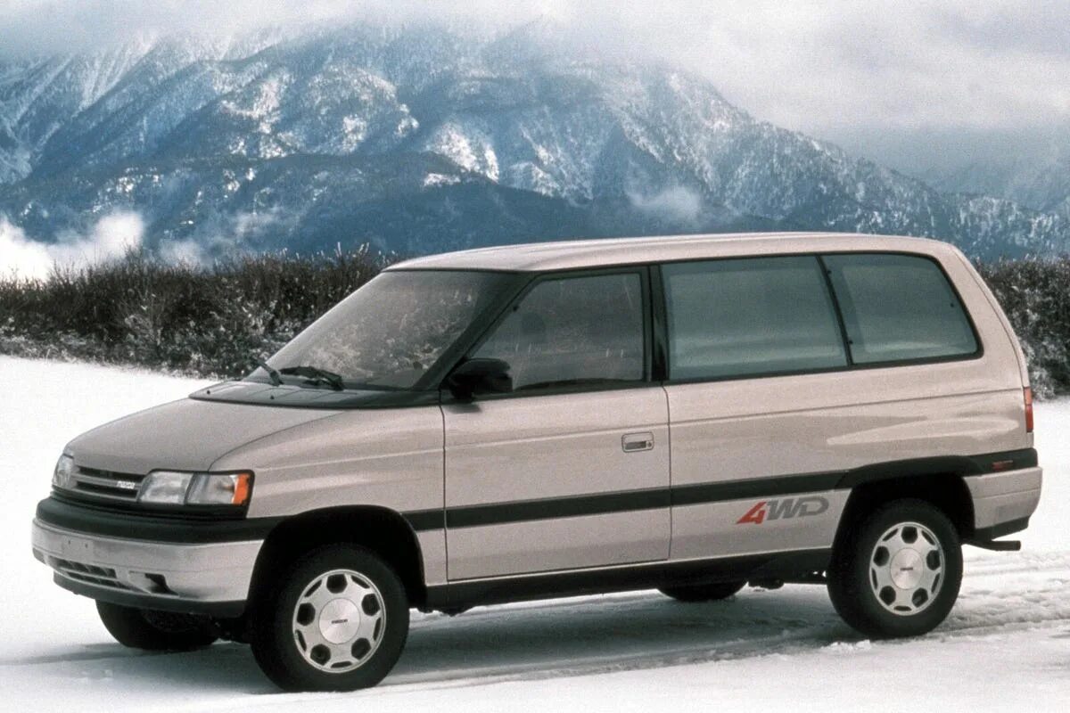 Купить мазда 4 вд. Mazda MPV 1990. Mazda MPV 4wd. Mazda MPV 95. Mazda MPV 1989.