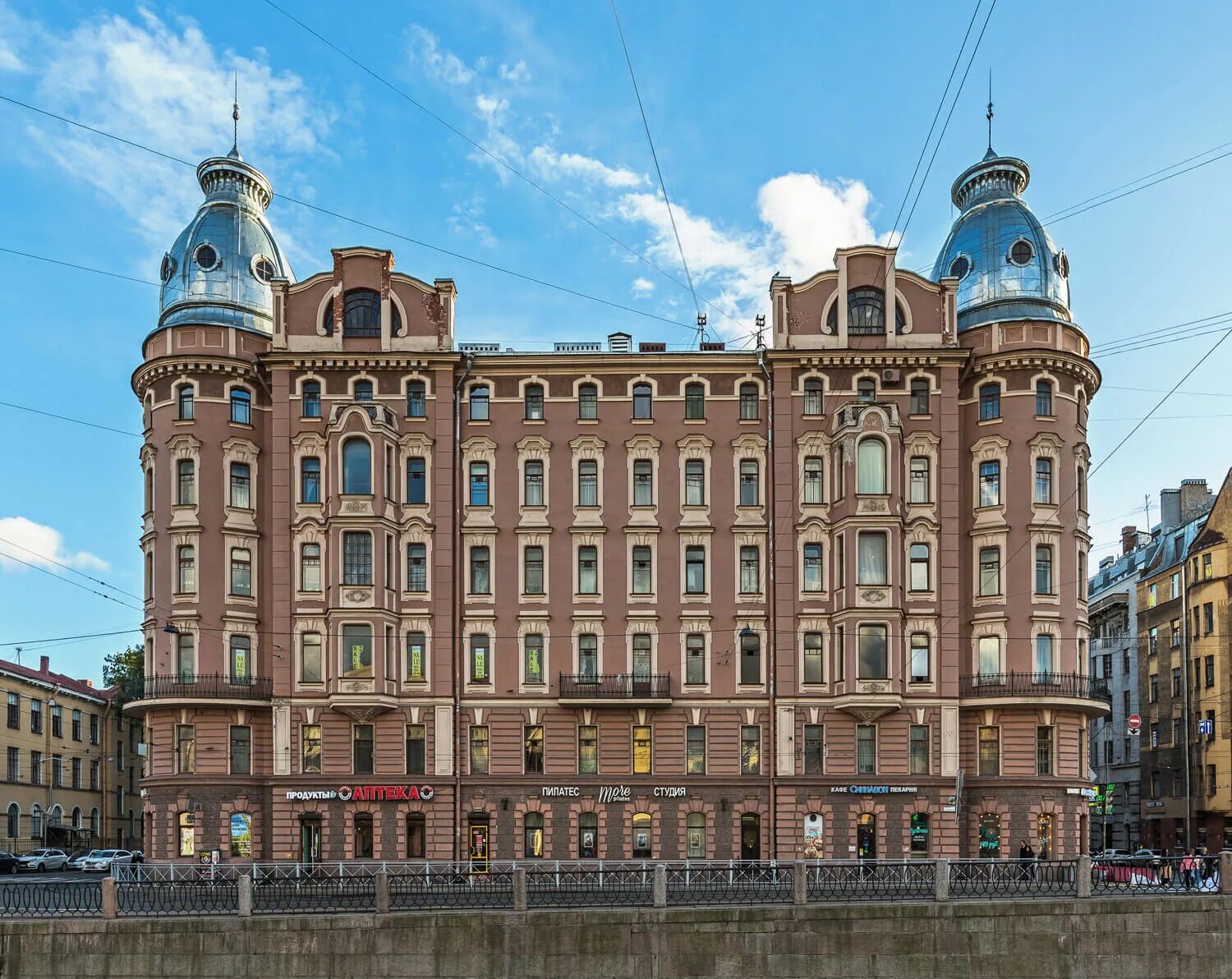 Большой на петроградке. Доходный дом в Санкт-Петербурге. Петропавловская 8 Санкт-Петербург. СПБ Петроградский район большой проспект доходный дом. Дом Кейбеля Санкт-Петербург.