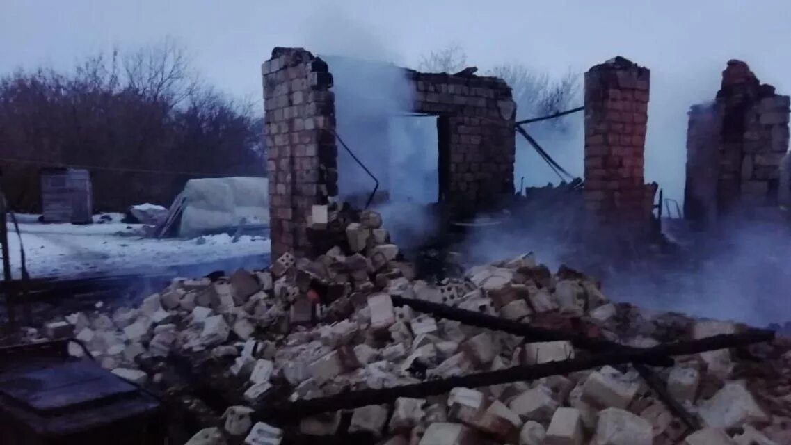 Погода ахтырка колпнянский. Пожар в вороново. Погода ахтырка колпнянский. Пожар в орловском районе деревня извеково. Яковка деревня.