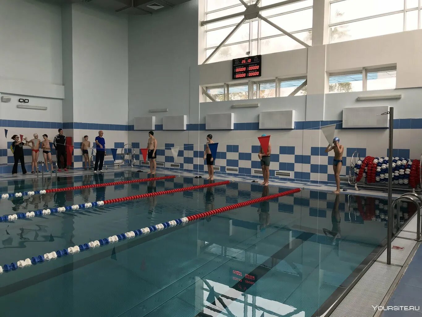 Бассейн олимп софийская 40. Спорткомплекс хотьково. Детская группа плавания. Бассейн олимп лосино. Бассейн олимп лосино.