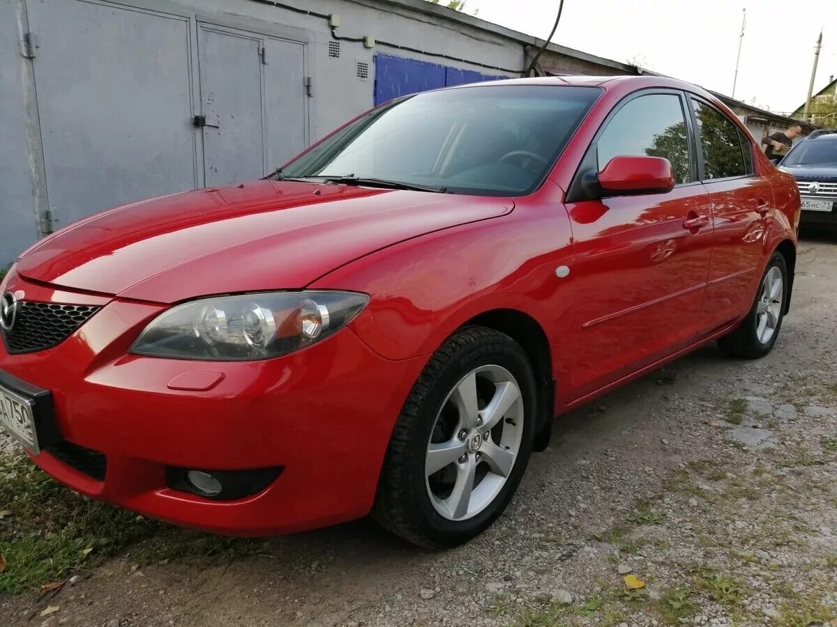 Мазда 3 седан 2005 красный. Мазда 3 2005 года седан. Mazda 3 BK 1.6 at красный. Мазда седан 2005.