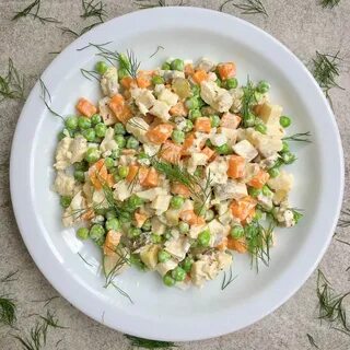 Салат с зеленым горошком морковкой