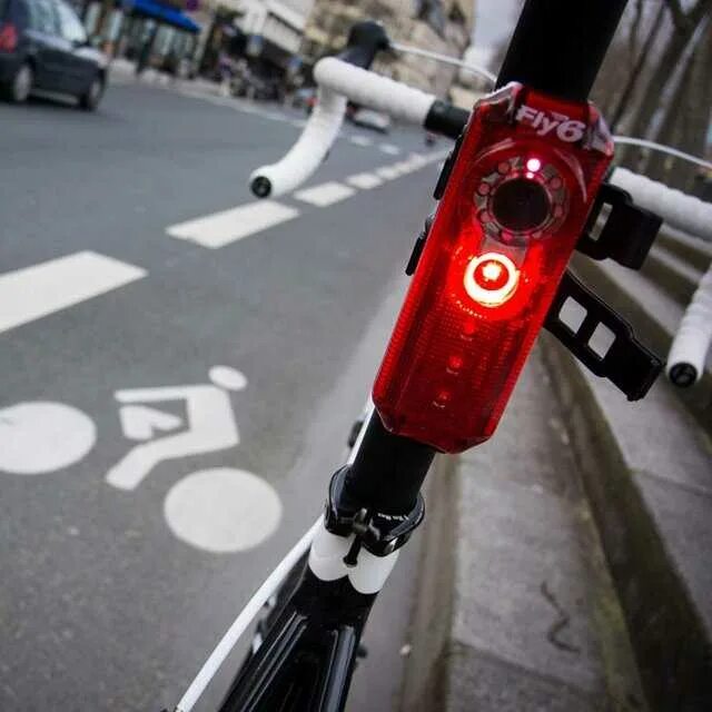 Light bikes. Видеорегистратор для велосипеда на руль. камера на велик. bicycle light. fuxon rear light bicycle.