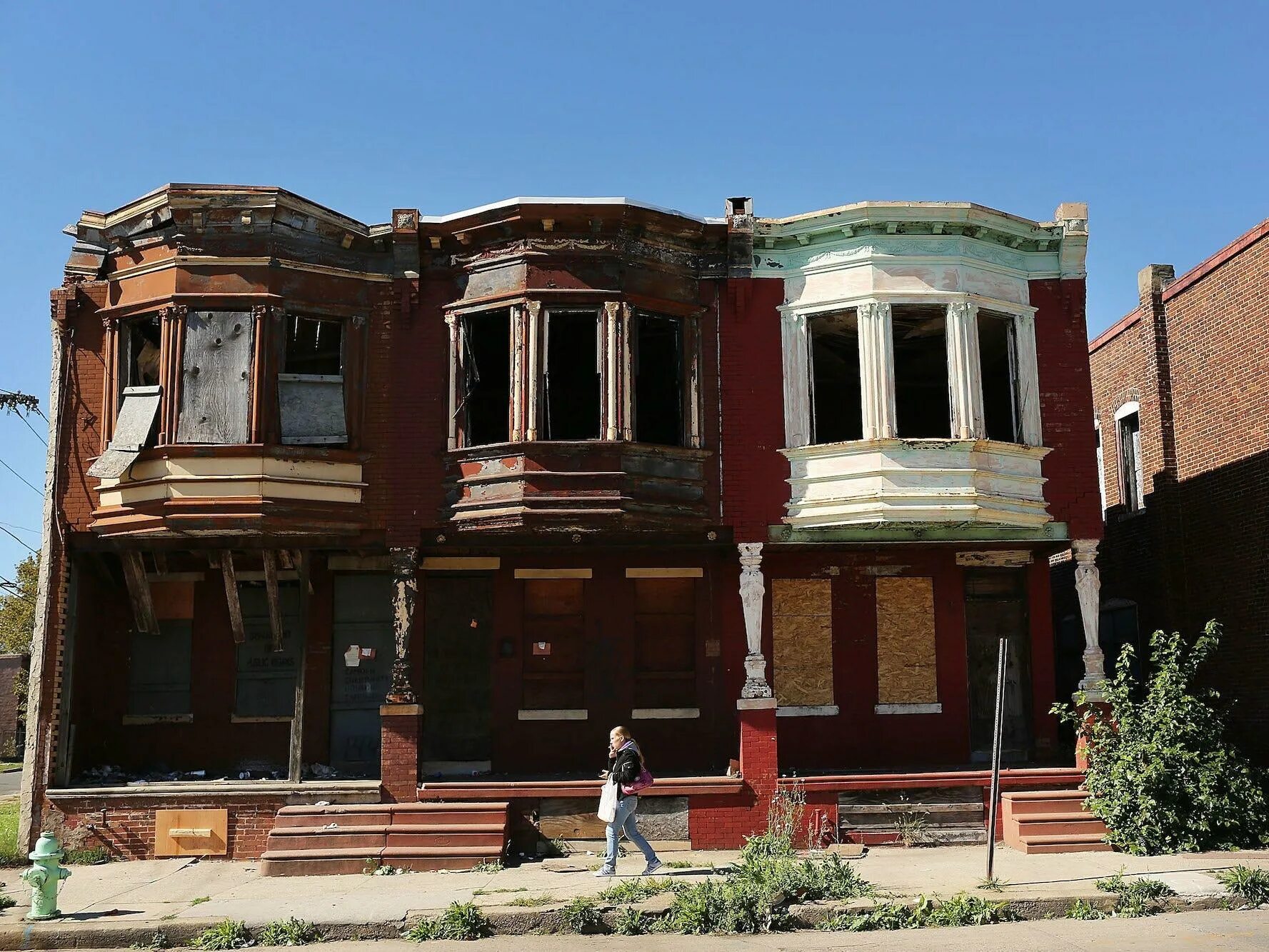 Алексеевич. Р г бедный. Р г бедный. Бедные люди. Бедность в россии.