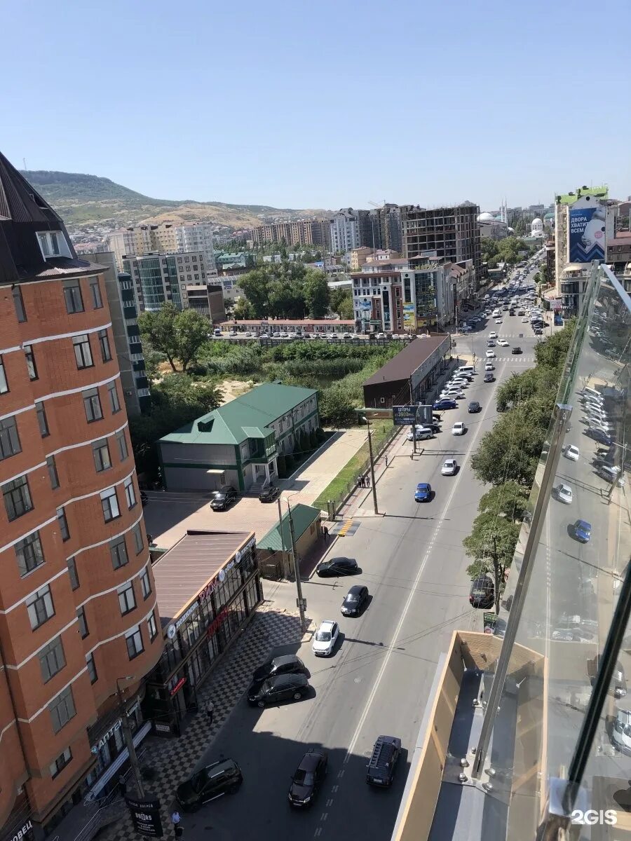 Махачкала. Ленинский район махачкалы. Ленинская администрация махачкала. Даниялова 62 в махачкале. Ленинская администрация г.